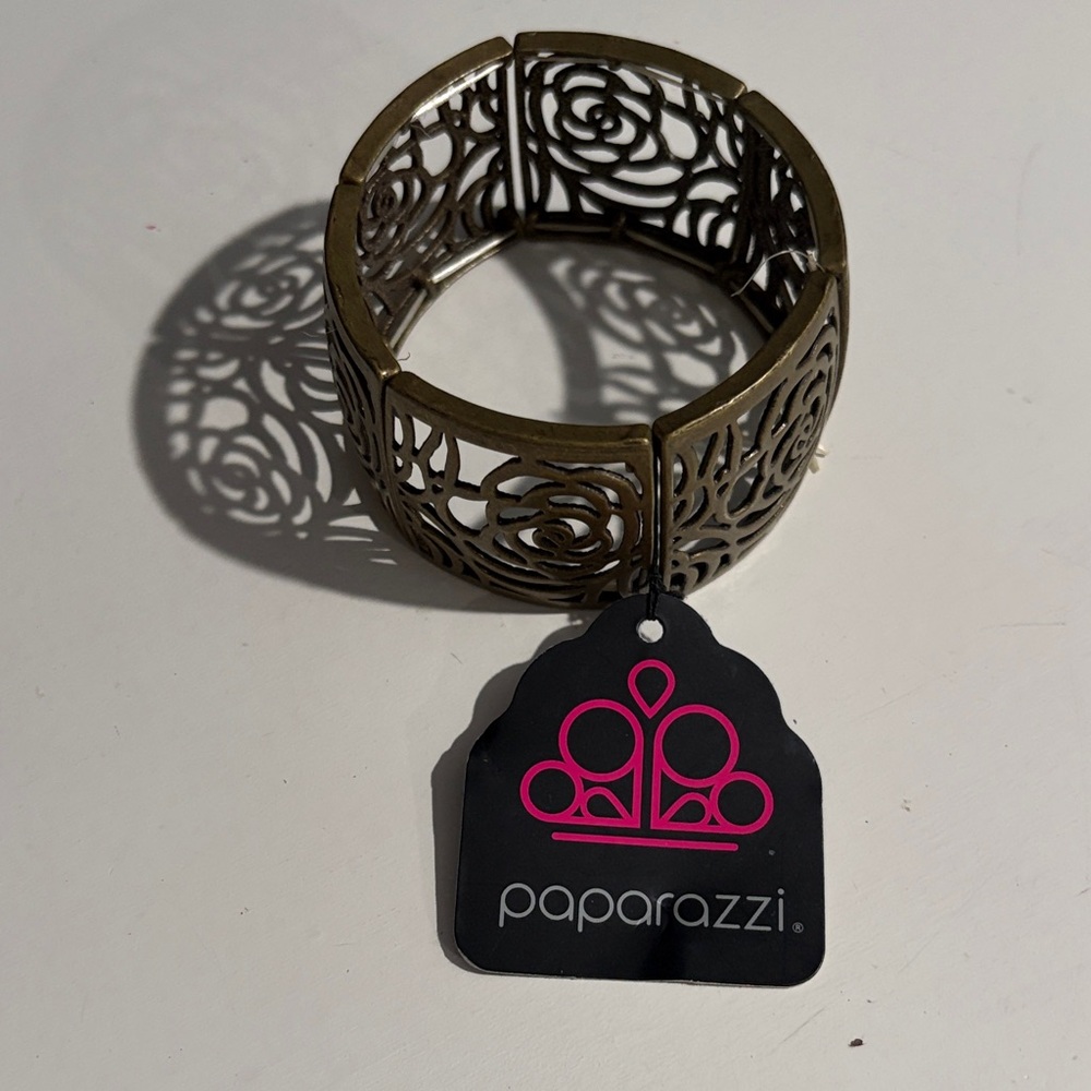 Paparazzi Antique Gold Floral Bracelet